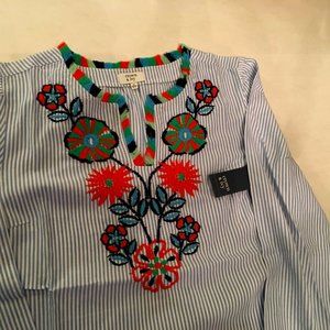 NWT Crown & Ivy Women's Striped Long Sleeve Embroidered Top Cinched Cuffs Size M